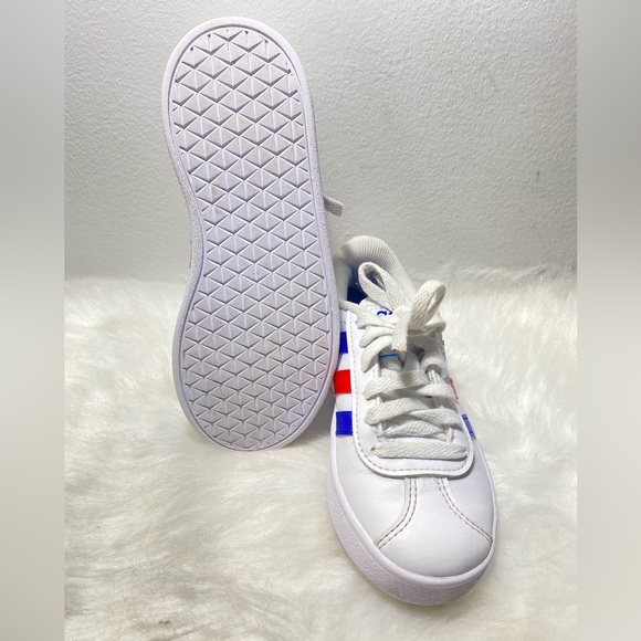 Adidas Kids Unisex Grand Court 2.0 Sneaker White Blue and Red Size 11K - Picture 8 of 9